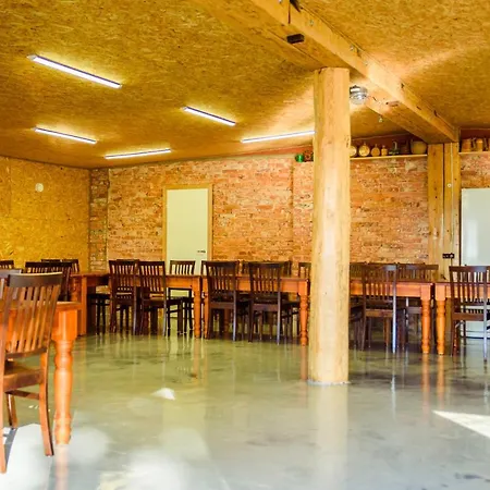 Kivimaa Puhkemaja Vikendica *